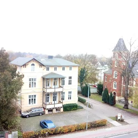 Wohnen Im Historischen Gebaeude Der Kaiserzeit Wißmar Buitenkant foto