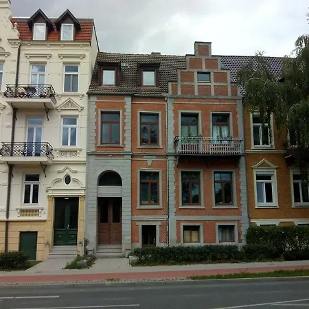 Wohnen Im Historischen Gebaeude Der Kaiserzeit Wißmar Buitenkant foto